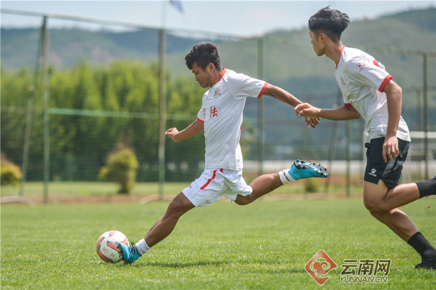 武磊球迷球衣,武磊球衣签名