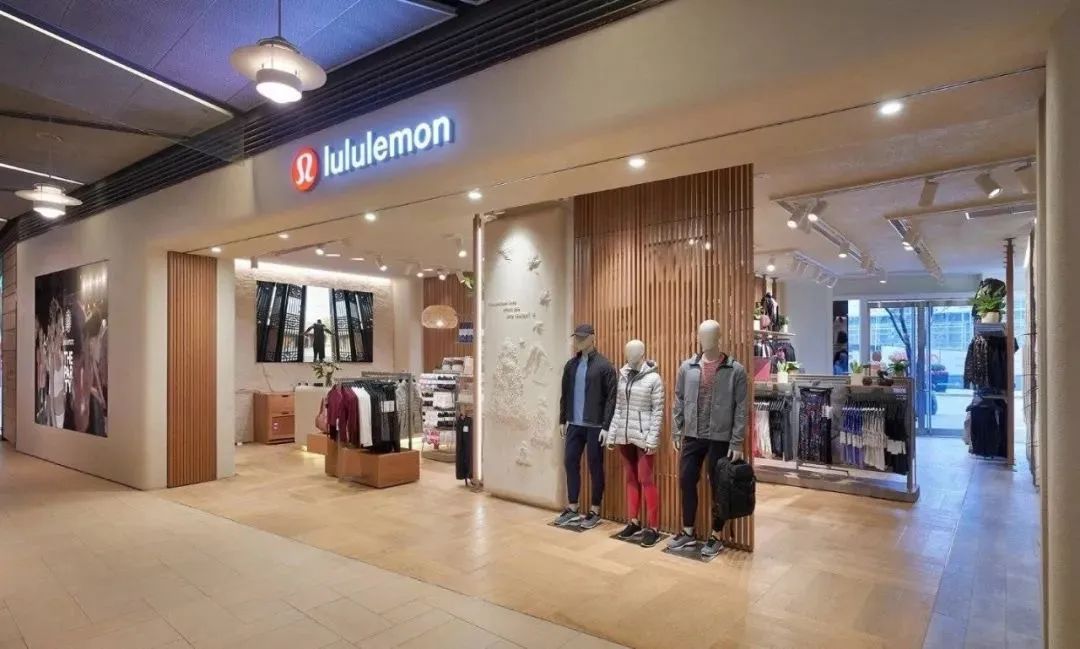 lululemon运动裤的成瘾者们