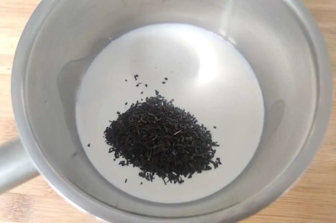 伯爵奶茶戚风的配方,伯爵慕斯奶茶配方