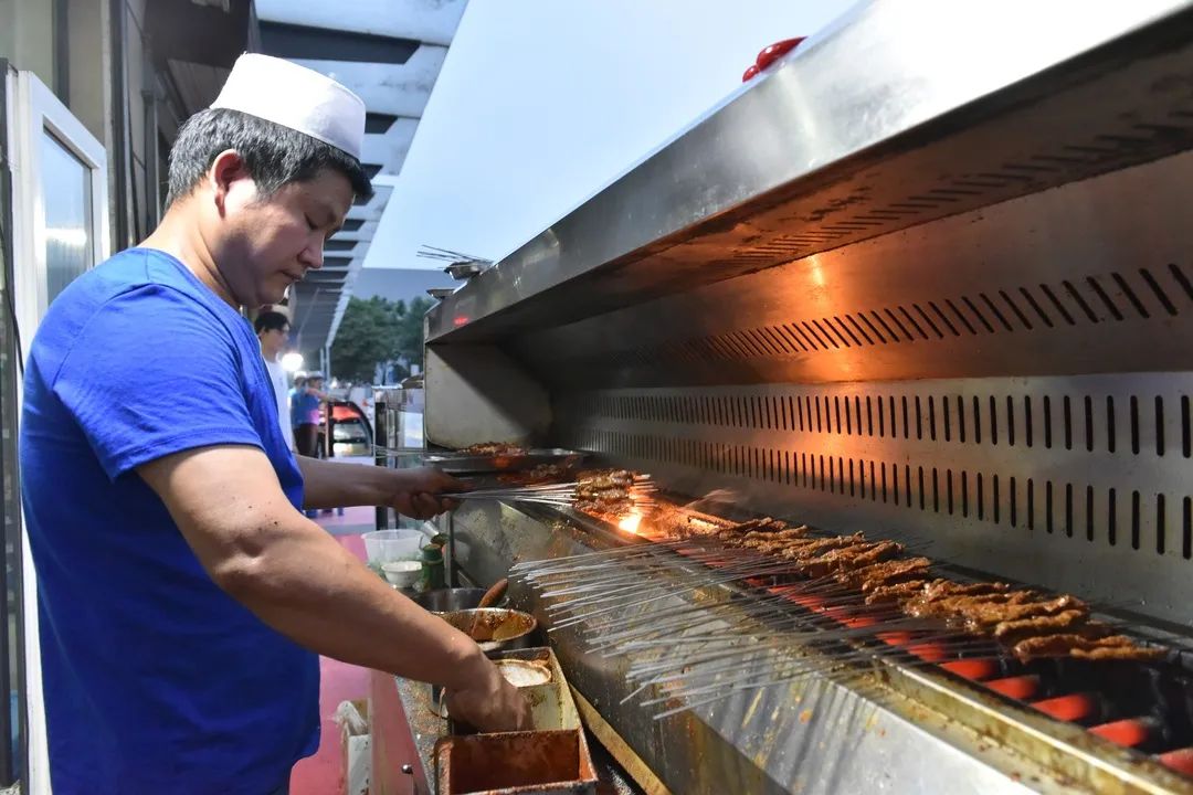 鐪嬪畬杩欎簺浣犺繕鎯虫憜鎽婂悧,鐪嬪畬璁╀綘鎽嗘憡璺笂灏戣蛋寮矾