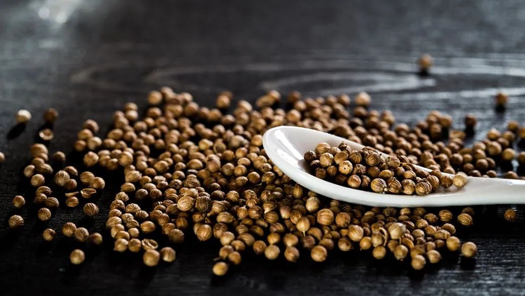 三文鱼对减脂有什么好处,三文鱼减脂好处