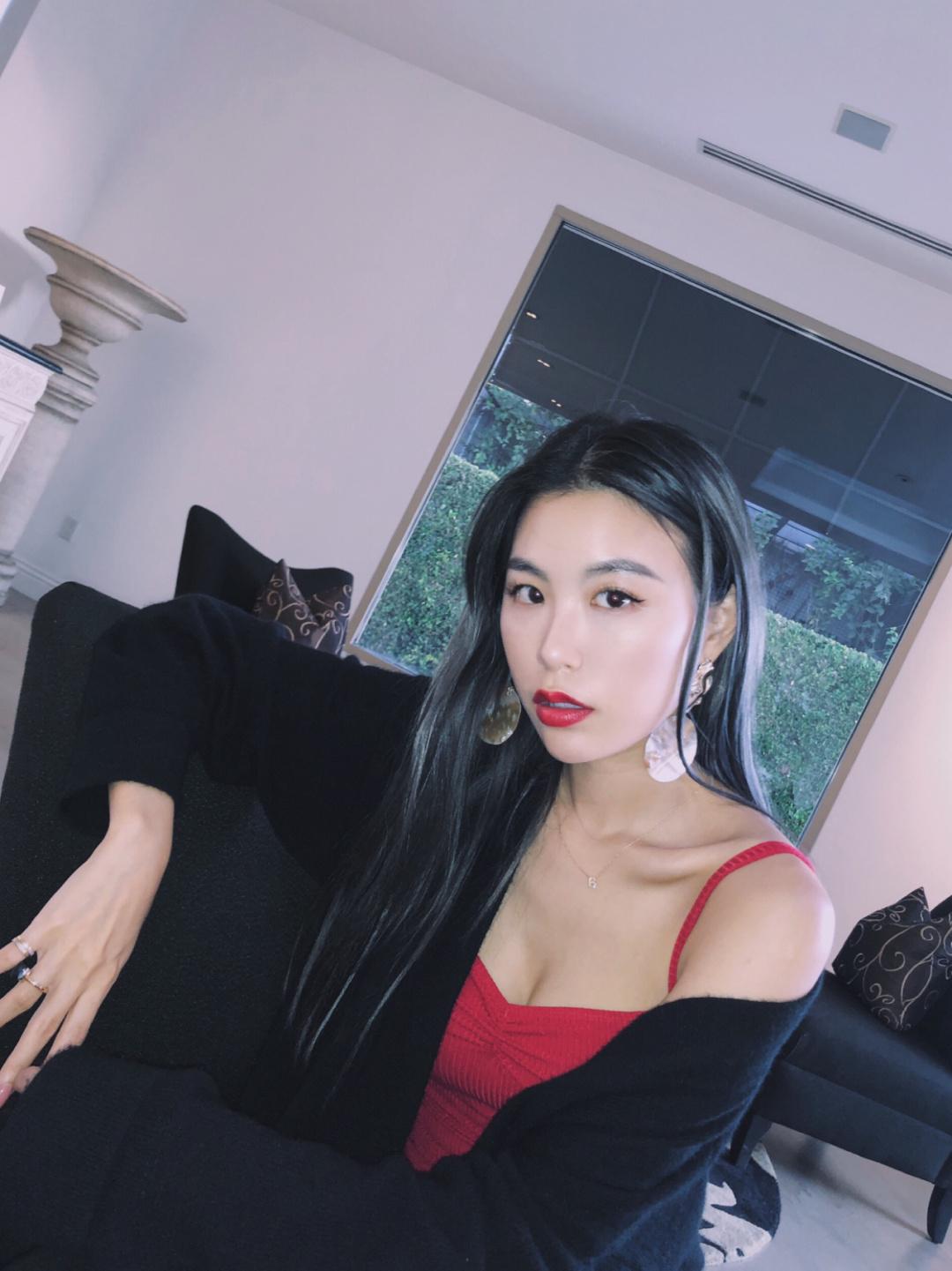 台湾第一名媛怎么被拉下神坛,台湾第一名媛女孩