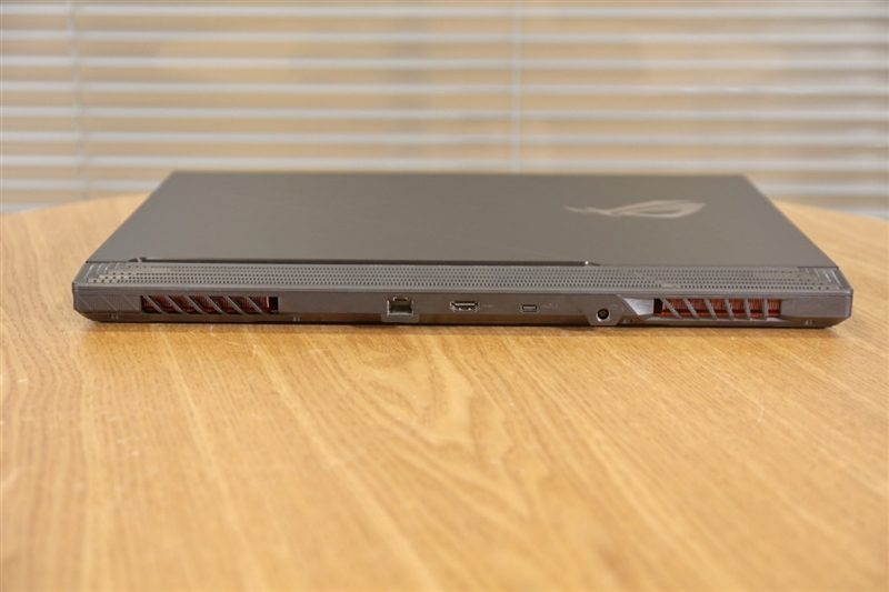 rog枪神4plus对比魔霸新锐,rog笔记本枪神4plus开箱