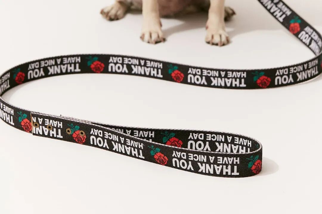 看完这些潮牌单品家居,我家的画风要变了