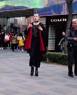 成都太古里街拍出现过哪些网红,成都太古里街拍今日最新潮牌