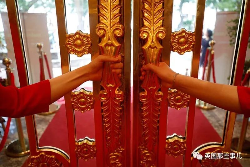 越南黄金打造酒店,越南全镀金酒店