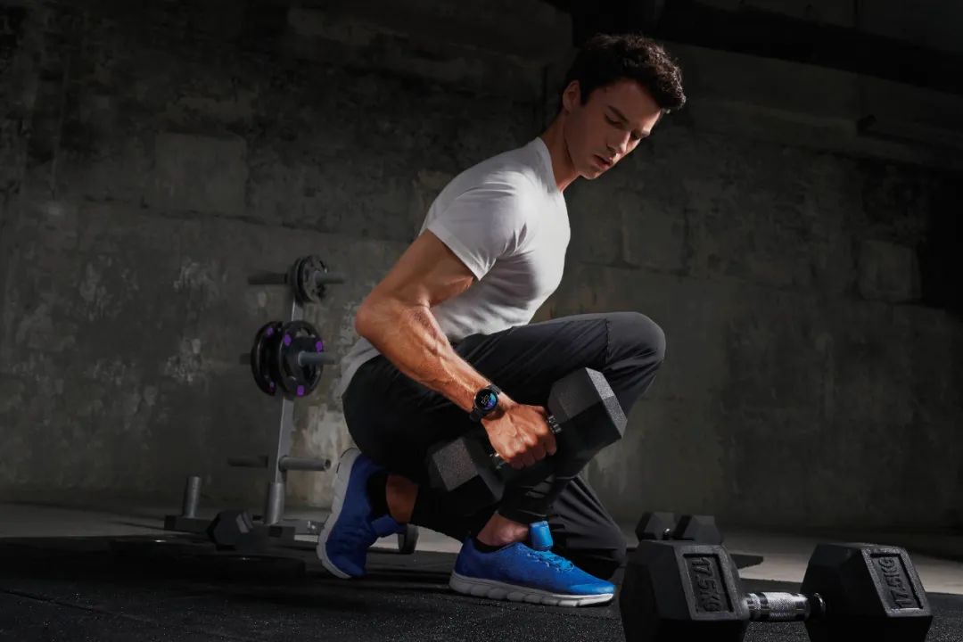 手腕上的首饰潮流,市场流行的智能手表