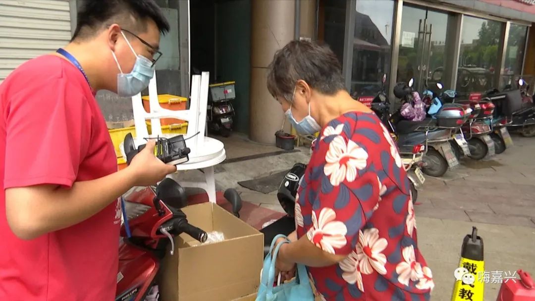 嘉兴沃尔玛大清仓,嘉兴沃尔玛关店最新新闻