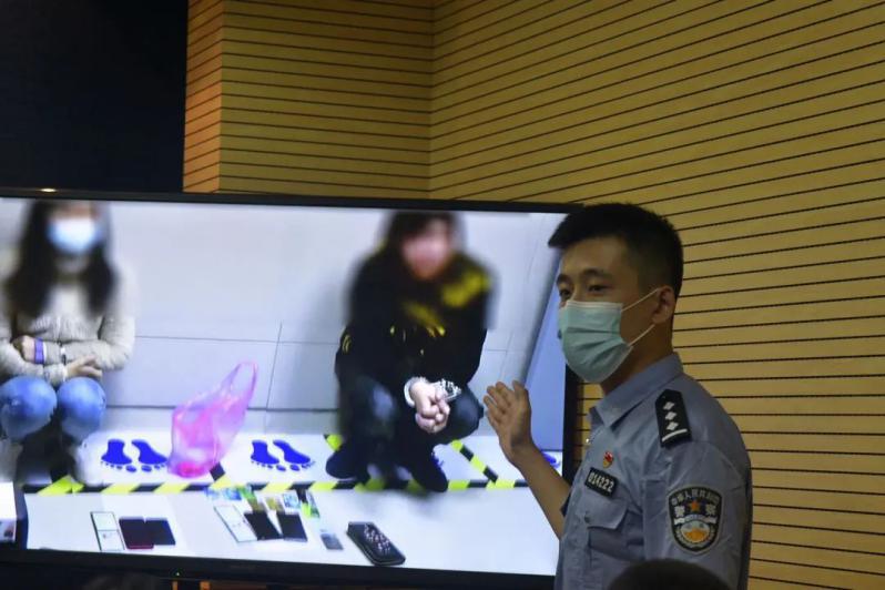 閬囧埌妗冭姳杩愮殑濂楄矾,妗冭姳杩愭渶娣辩殑濂楄矾