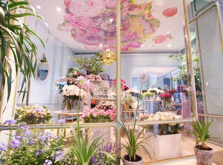 在广州过生日有这么多福利！带上你的身份证，免费蹭喝蹭玩蹭霸王餐