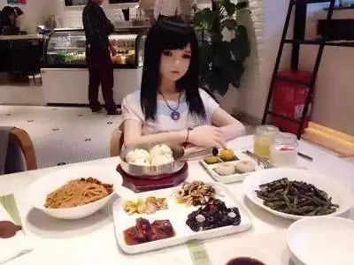 80后狠人，靠硅胶娃娃让公司上市