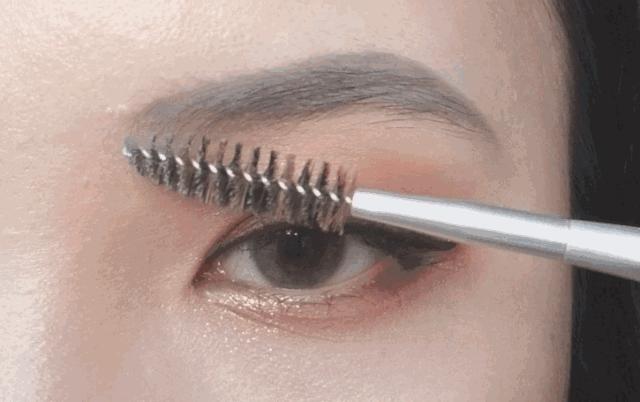 她才是内地版恋爱天后吧？为什么这些小鲜肉都这么喜欢她？