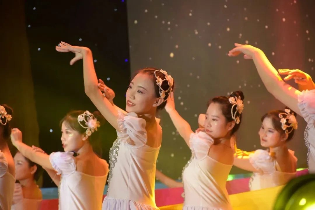 湖北医药学院有单招吗,湖北医药学院报名需要什么