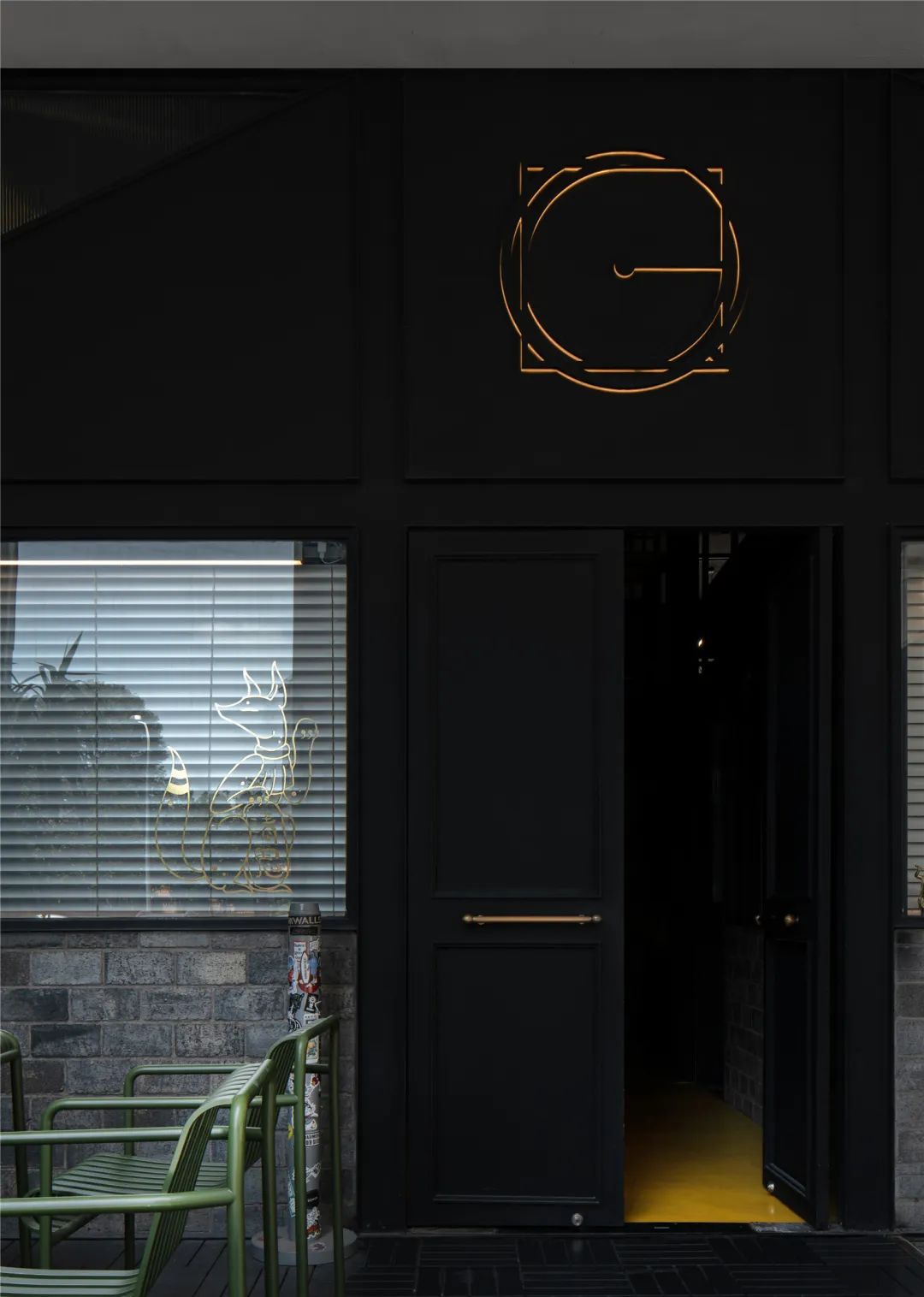 这个刺青店不一样，你要的社交属性它都有