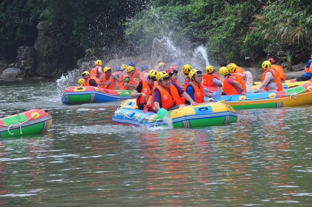 千万不要去的景区,最刺激的峡谷漂流