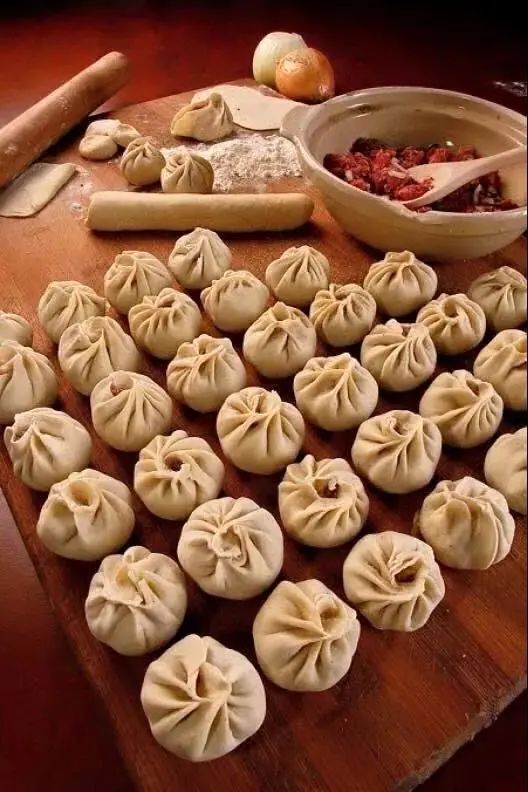 蒙古国3万只羊够吃吗,从小吃香料的羊