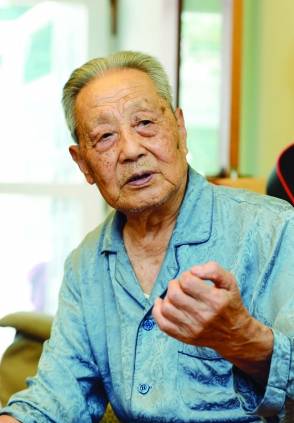 日本无条件投降1945年8月15日,1945年8月15号日本投降