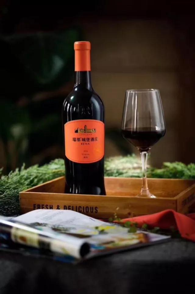 张裕瑞那城堡酒庄葡萄的酿制过程,咸阳张裕瑞那城堡酒庄体验酿酒