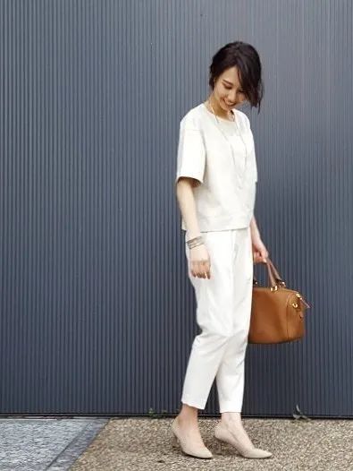 沉浸式收纳衣柜穿搭博主,衣柜分享穿搭博主