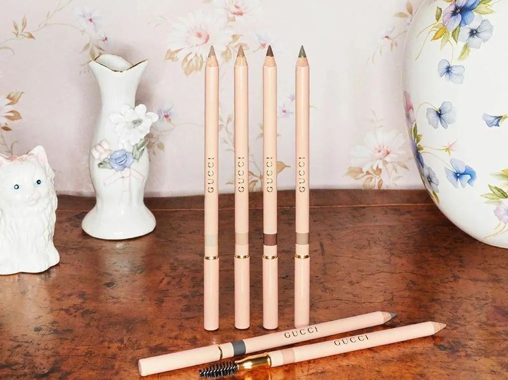 怎么画无瑕底妆专业化妆师,怎么画明星化妆师的底妆