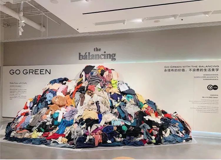 人人在线、万物互联的今天，我们为什么还要去逛买手店