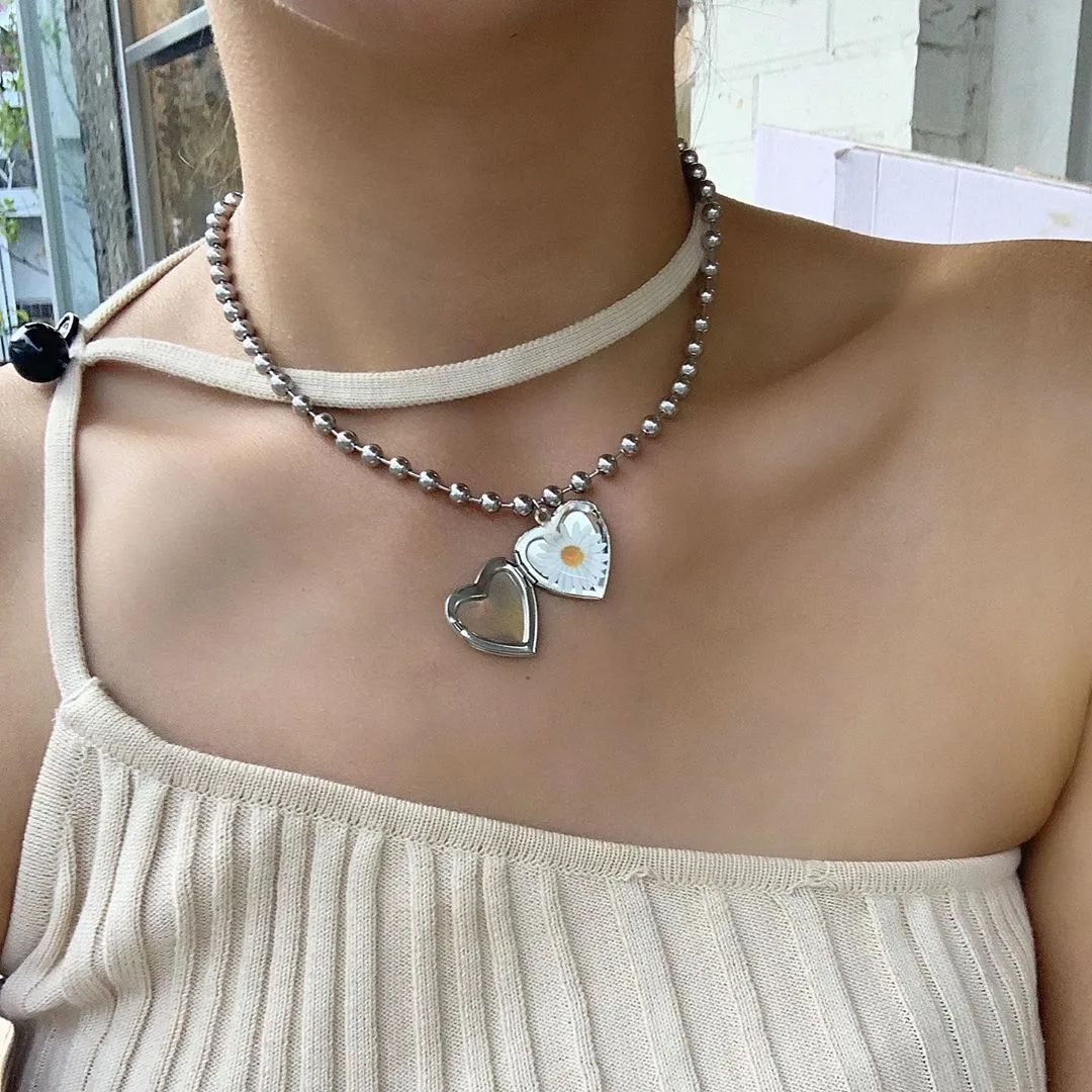 jennie凭什么被称为人间香奈儿,jennie身材五五分人间香奈儿