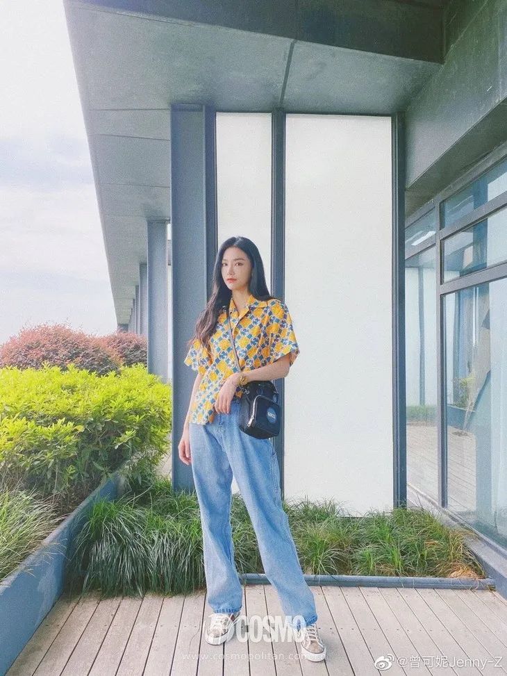 郑秀妍衬衫搭配,郑秀妍2022春夏穿搭