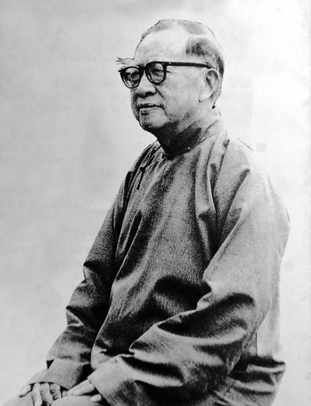 在历史中注入民族文化的生命和精神