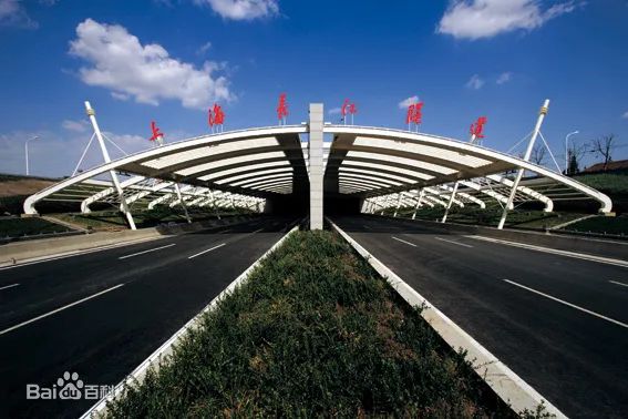 黄浦江变宽,黄浦江上过江通道