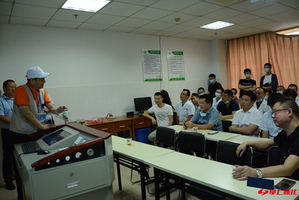 科技列车上的老面孔|甄燕昌：演绎古老“正骨术”的神奇