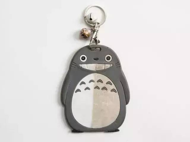 鞋底瑕疵脏了怎么擦,鞋底的脏垢怎么清理