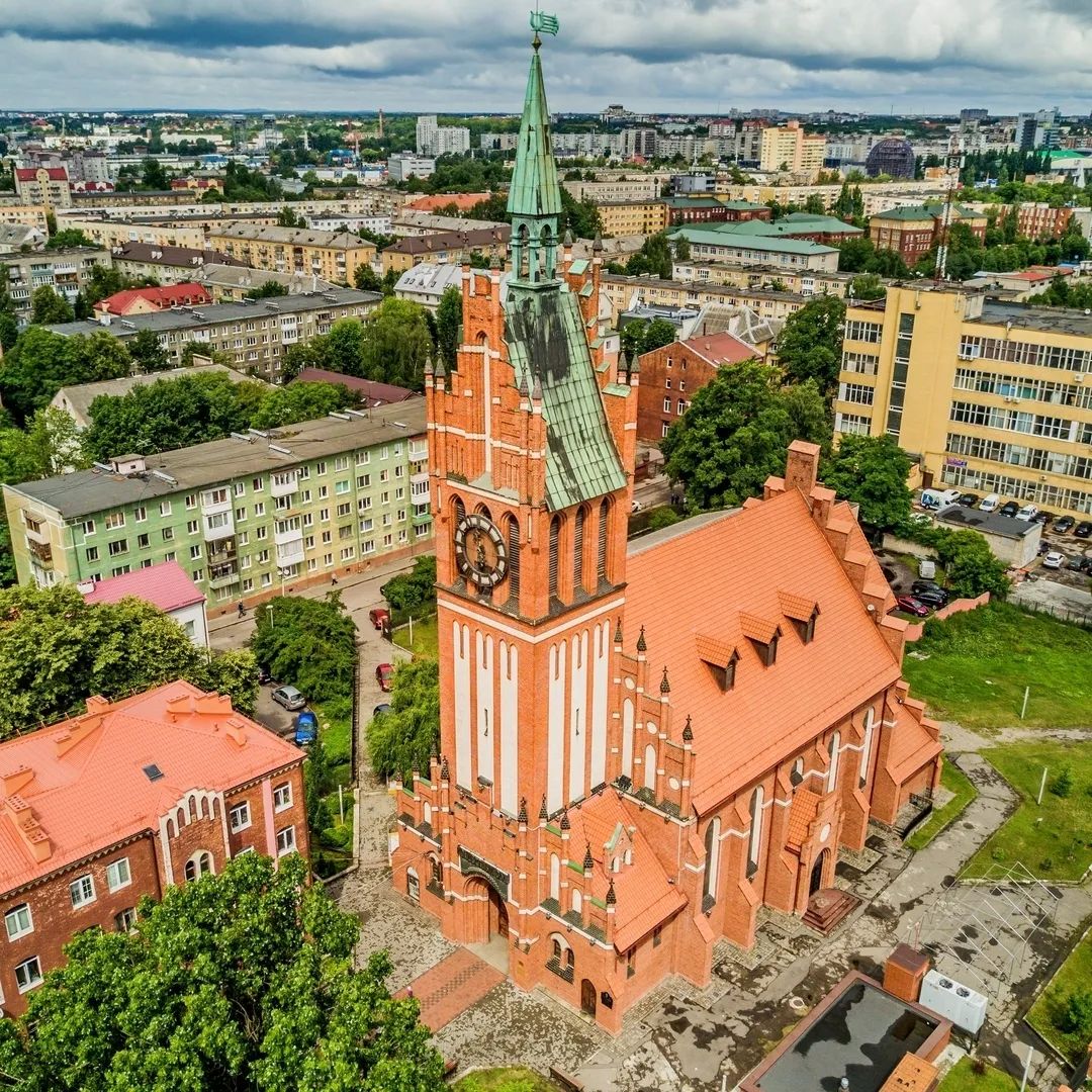 睡一觉去下一个地方旅游,睡个觉翻个身就能出国