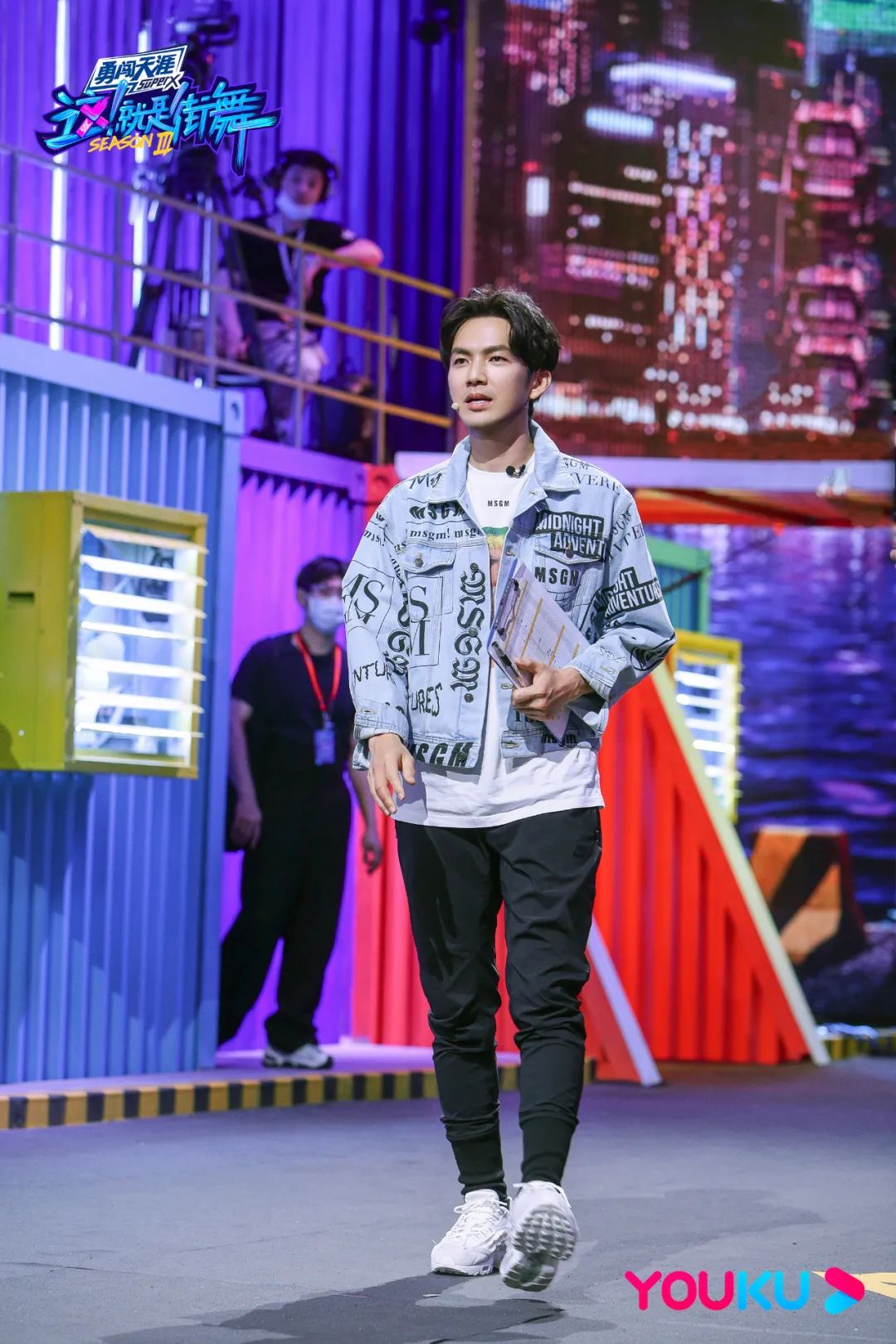 四位队长谁最懂街舞,街舞第三季总决赛4位队长跳舞