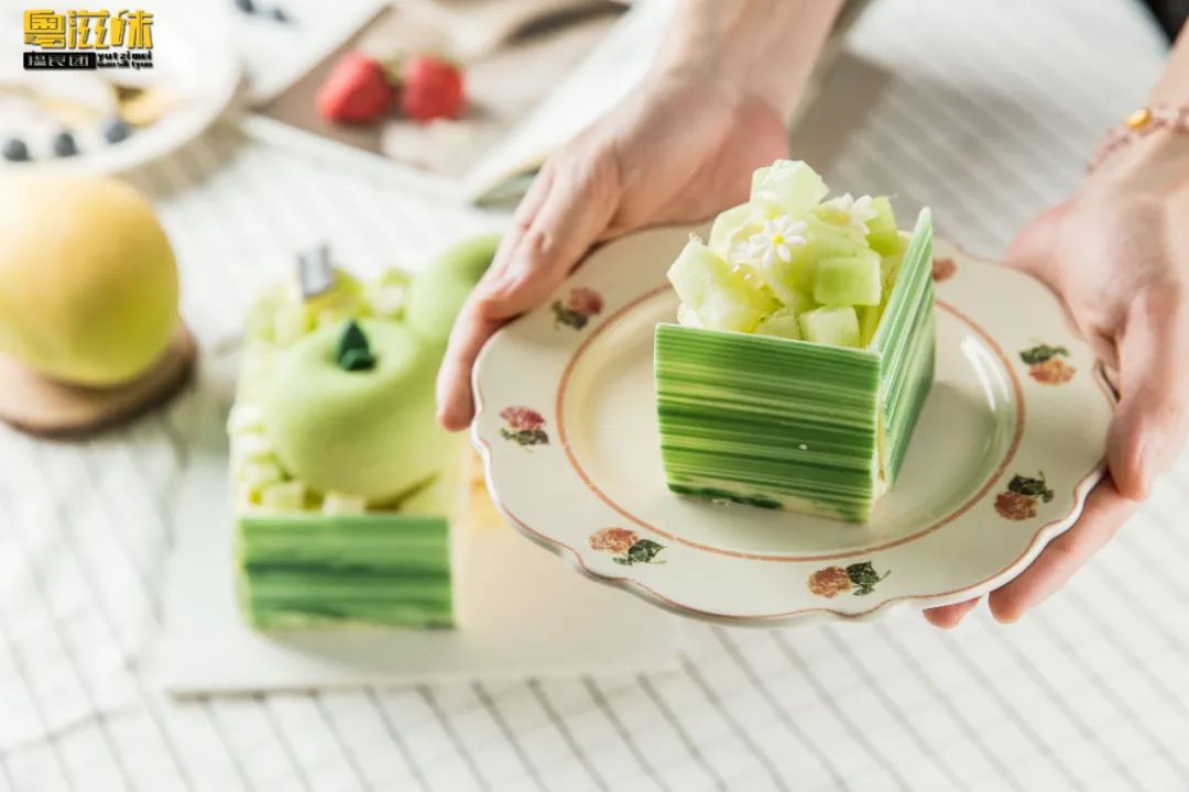 这个秋日「美心」开挂了！10款新品不出门也能吃