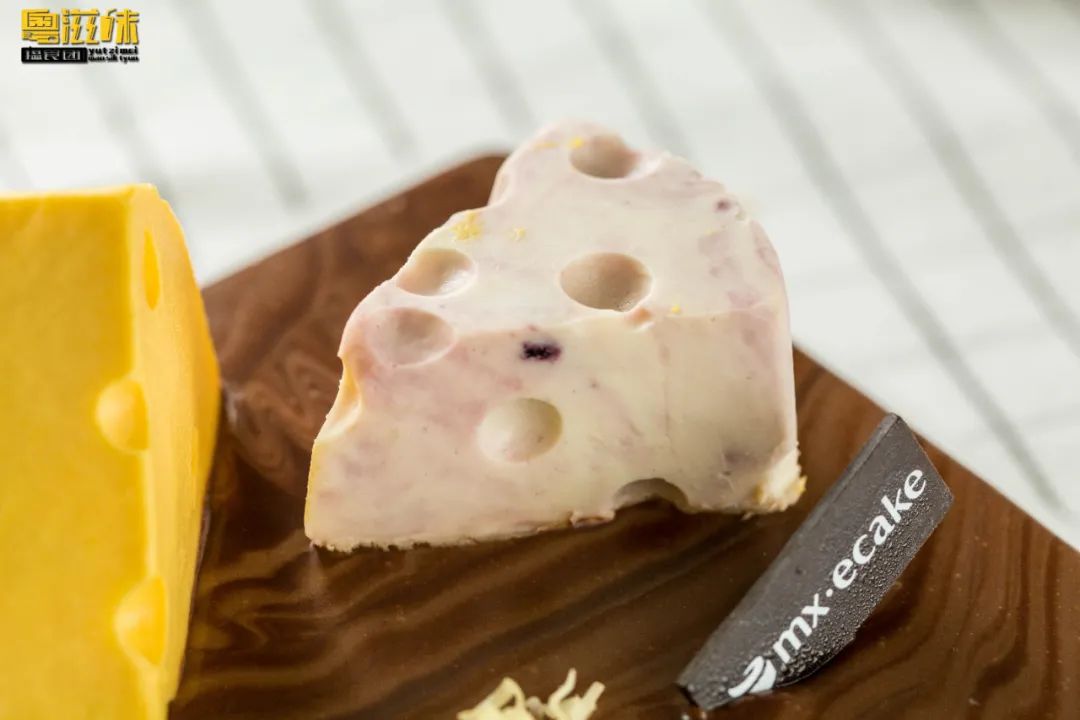 这个秋日「美心」开挂了！10款新品不出门也能吃