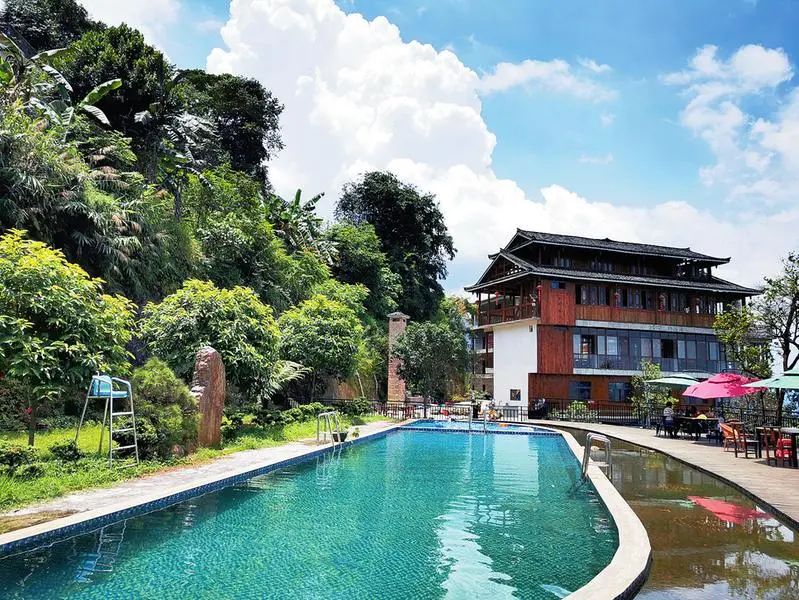 南宁三天两晚民宿最便宜,南宁邕江边有栋白色民宿