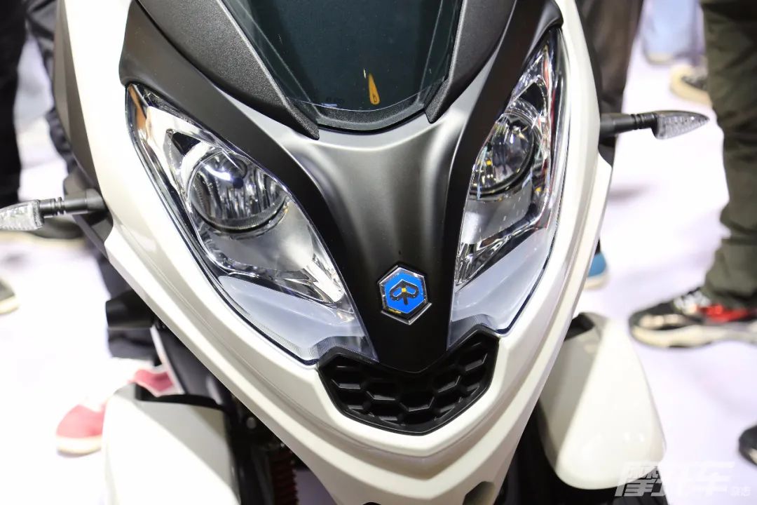 vespa重庆摩托车博览会新款发布,2021重庆摩博会vespa踏板