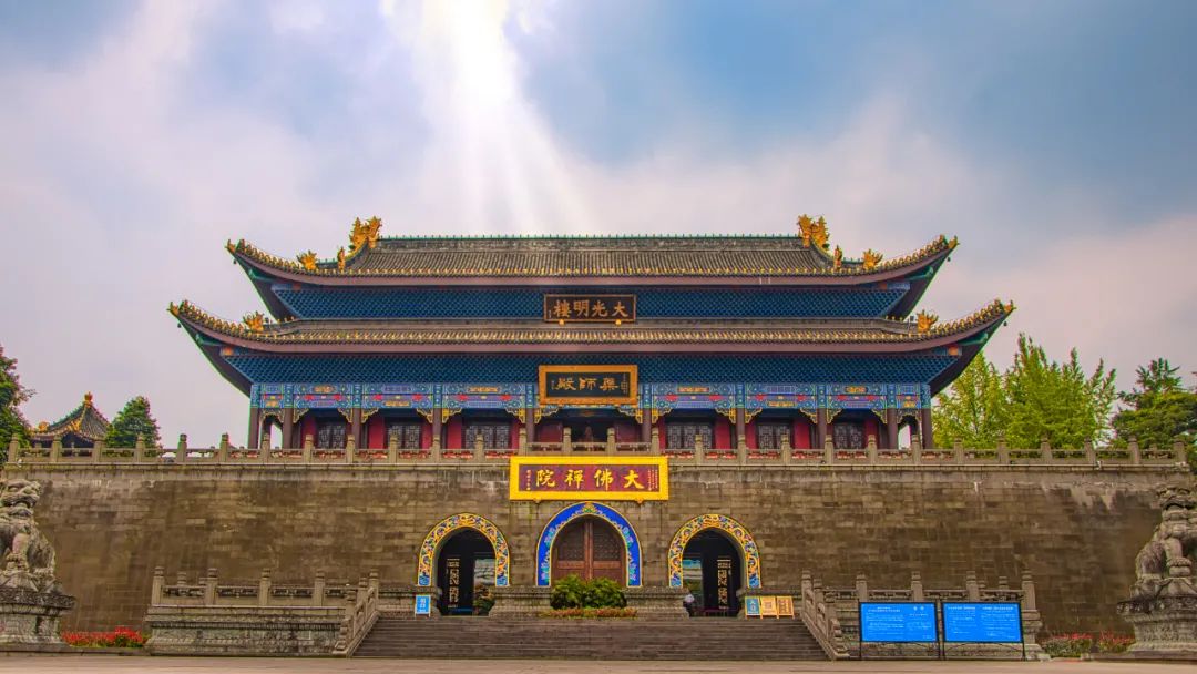 峨眉山有仙峰寺吗,峨眉山有多灵