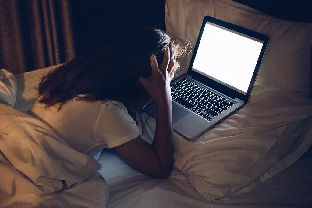 严重黑眼圈是身体发出的信号吗,黑眼圈不可怕