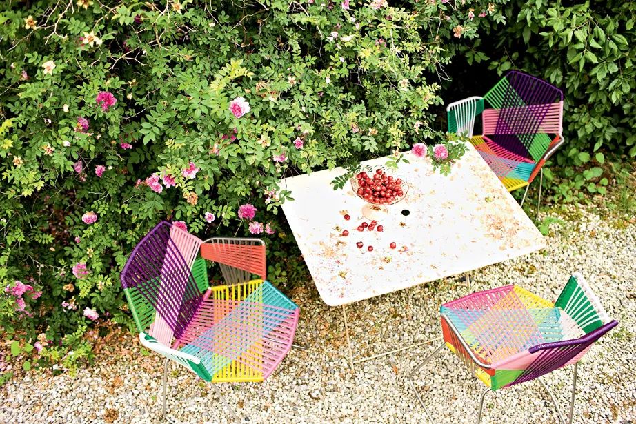 ADSelect｜初秋霓虹，就是要“好色”给你看