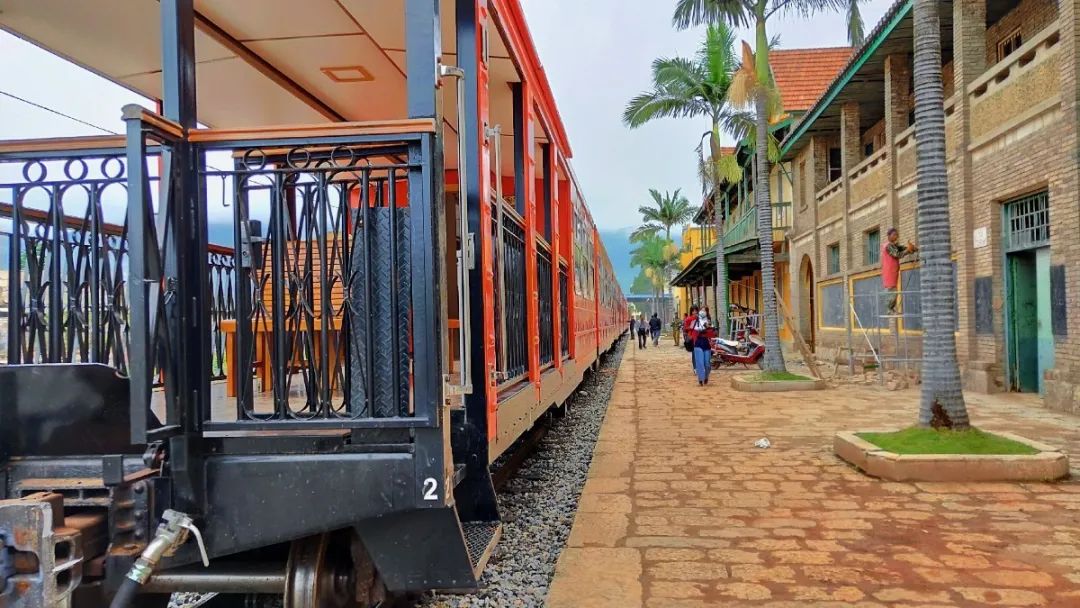 石屏米轨小火车视频,石屏米轨小火车价格