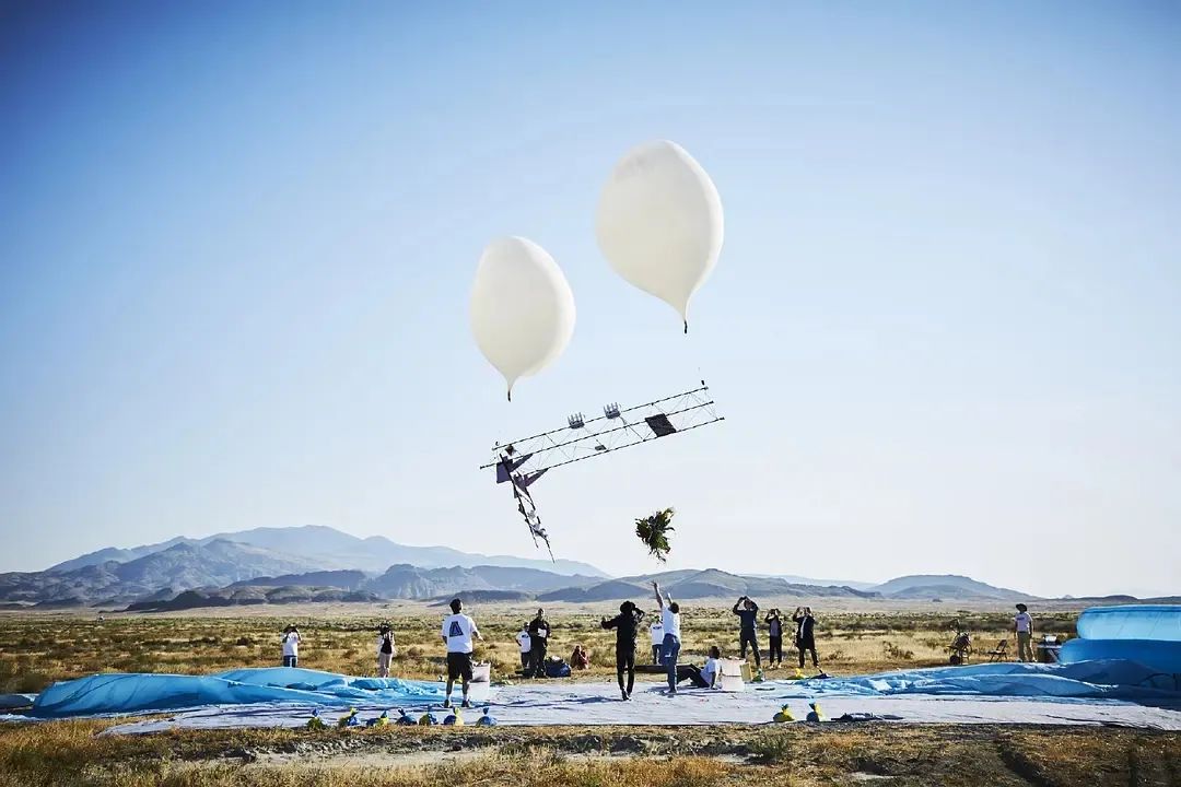 他是日本著名“花花公子”，拈花惹草只为极致的美