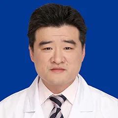 大腿根长个硬包好几天了,大腿根长了个包是怎么回事