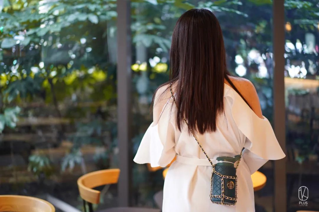 藏在咖啡里的爱意！星巴克用心荟萃饮品全新上市！又带着限定款周年庆杯子来圈粉了