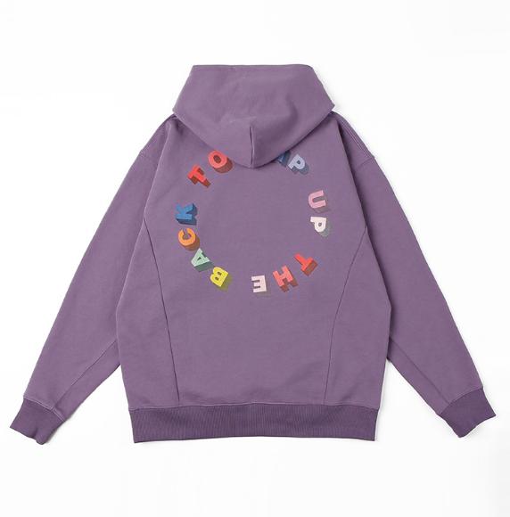 在学校买东西需要带什么,在教室里买东西