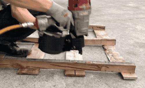 用小小的钉子做武器,钉子是怎么做出来