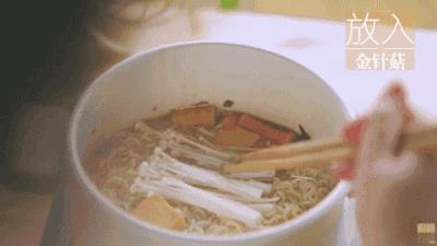 泡面是垃圾食品吗看完就知道了,泡面是不是垃圾食品能不能放心吃