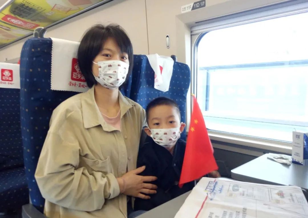 今天福州出发的这趟列车上,竟有这么多故事