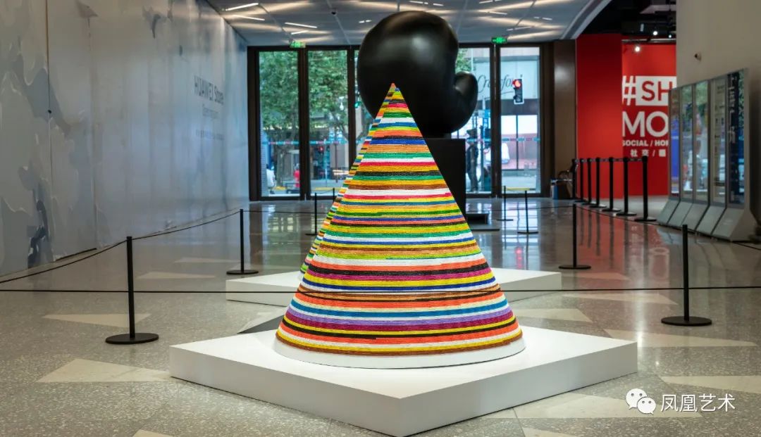 凤凰艺术2017上海,凤凰广场艺术中心