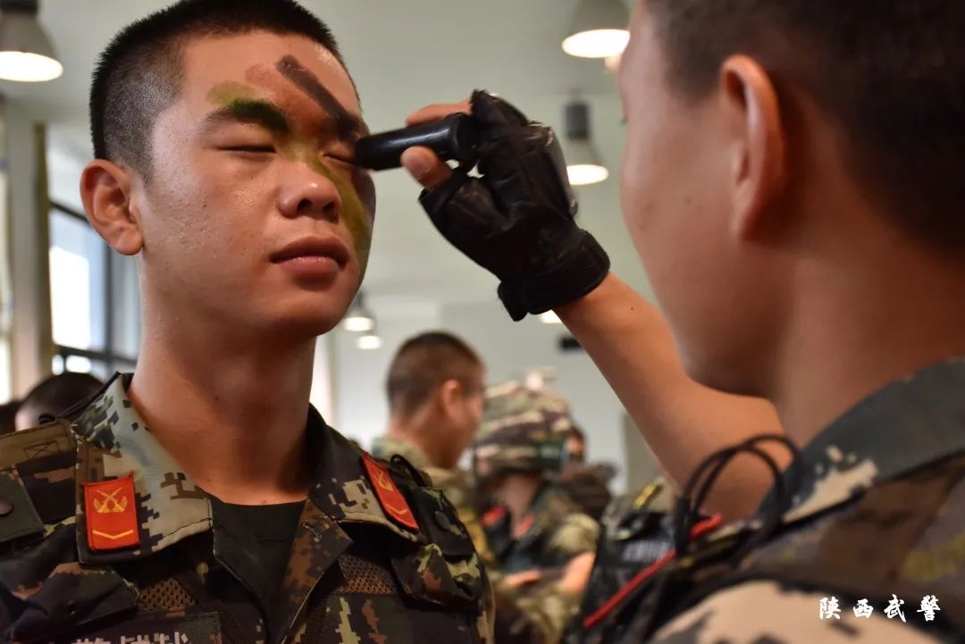 强军战歌梦想在路上,强军战歌完整版ktv字幕